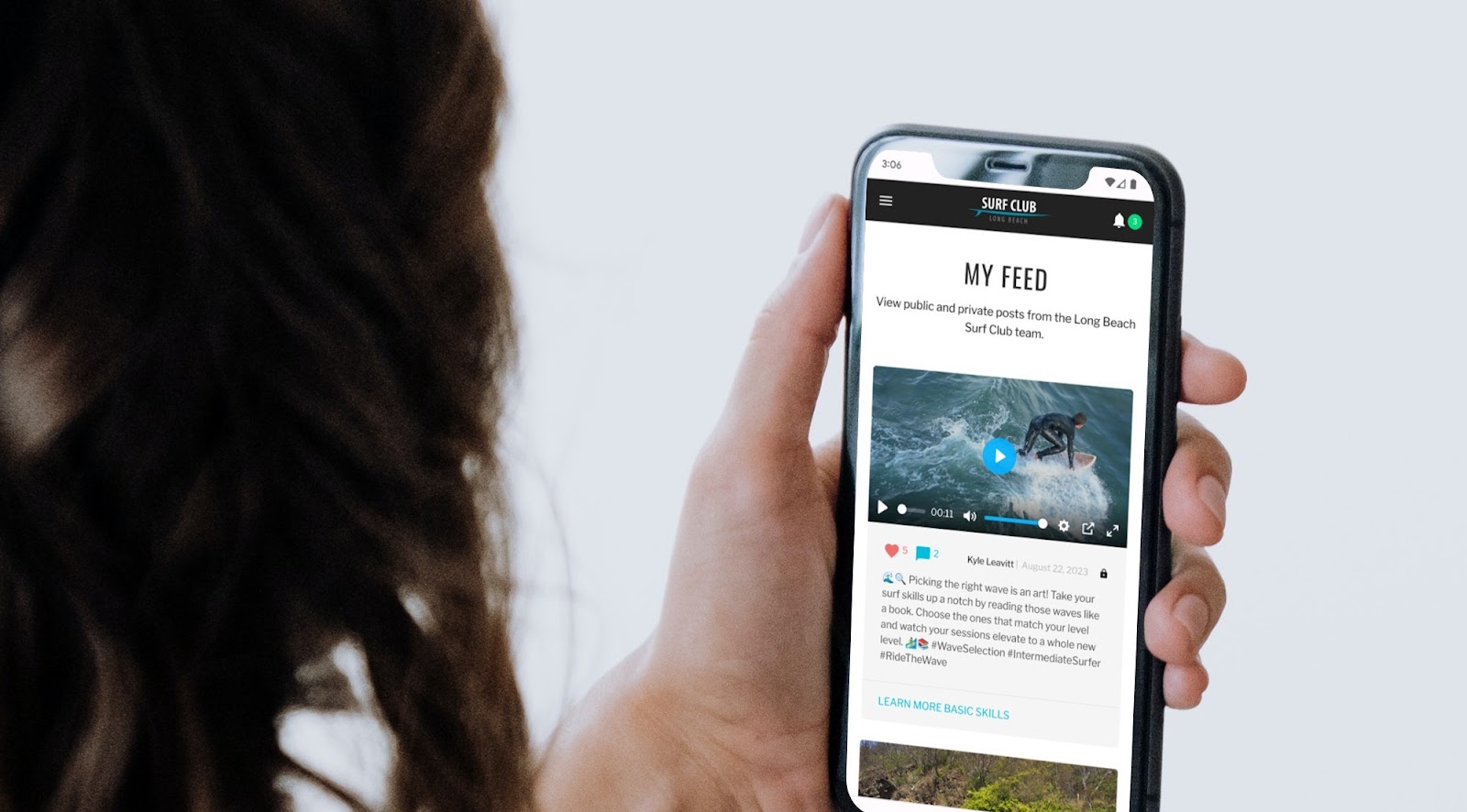 CustomerHub custom feed
