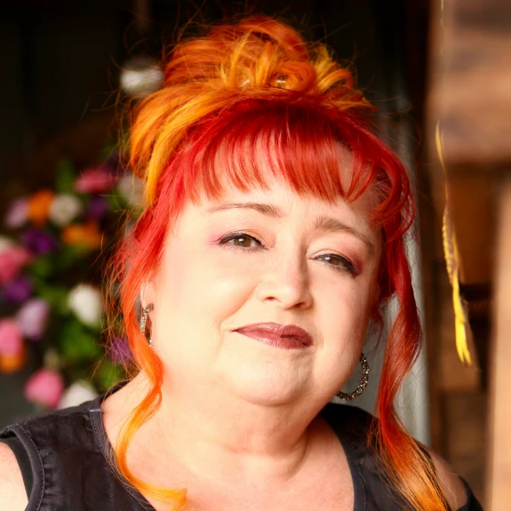 Portrait of Michelle Bell